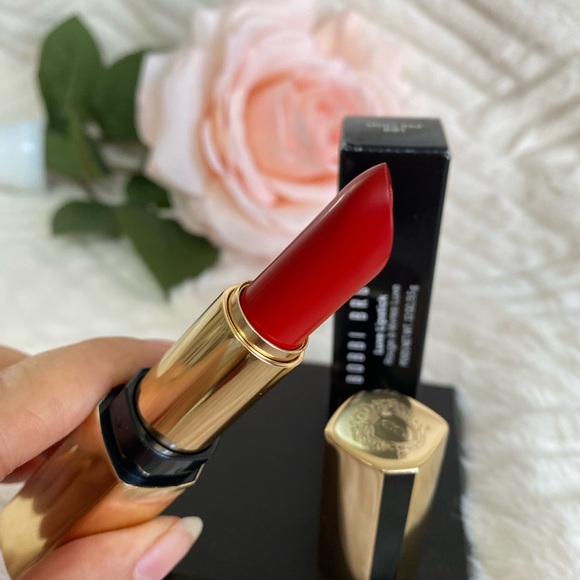 Bobbi Brown Luxe Lipstick Metro Red 801 Full Size - Picture 4 of 7